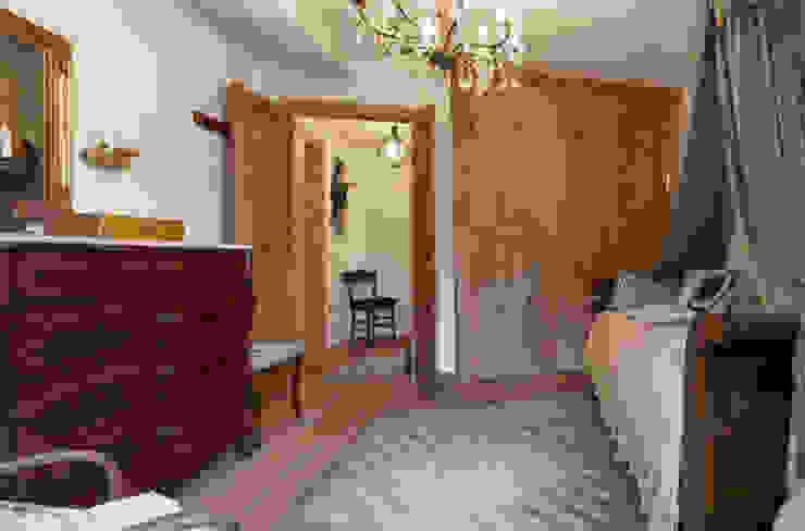 Baita L'Antica s.a.s. Moderne Schlafzimmer