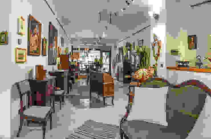 Baita L'Antica s.a.s. Moderne Esszimmer
