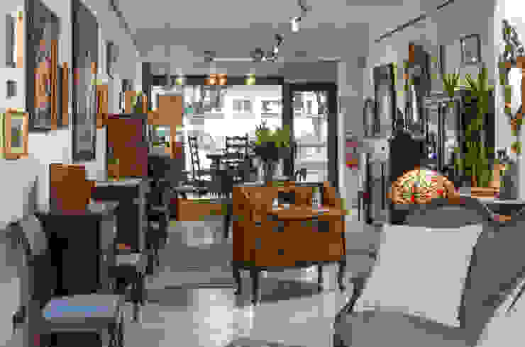 Baita L'Antica s.a.s. Moderne Esszimmer