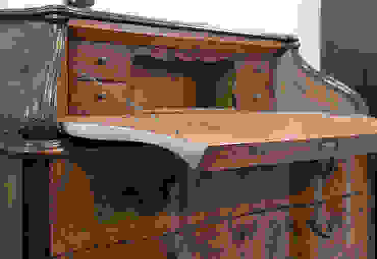 Baita L'Antica s.a.s. Moderne Esszimmer