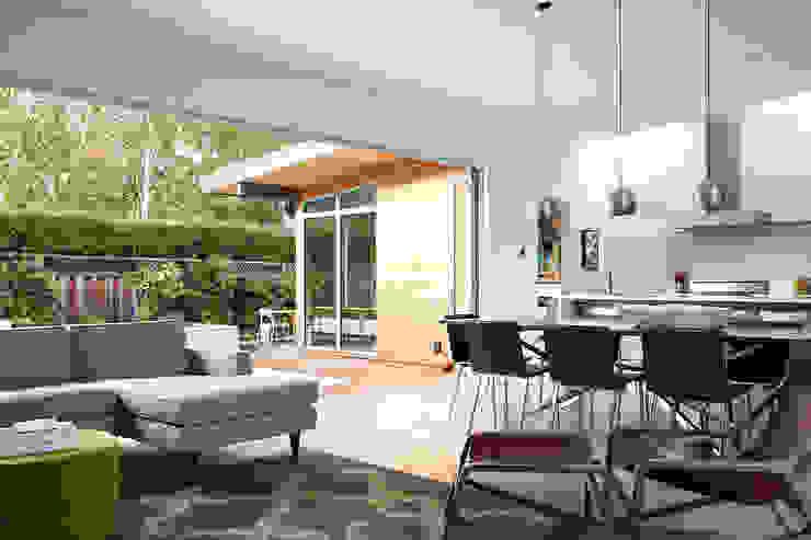 San Carlos Midcentury Modern Remodel, Klopf Architecture Klopf Architecture Modern Living Room