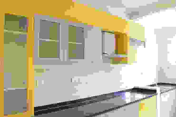 6 Cocinas fabulosas hechas con poco presupuesto | homify Efficiency is the main advantage of the parallel kitchen.