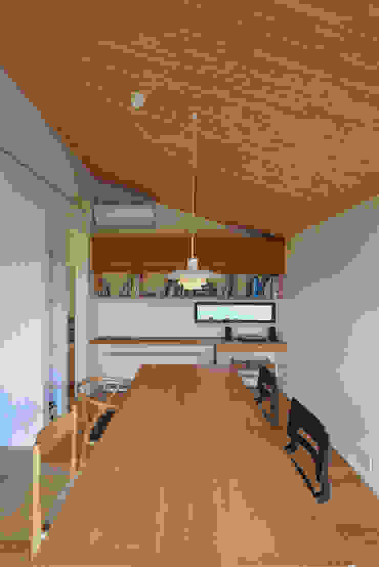 株式会社スタジオ・チッタ Studio Citta Modern dining room