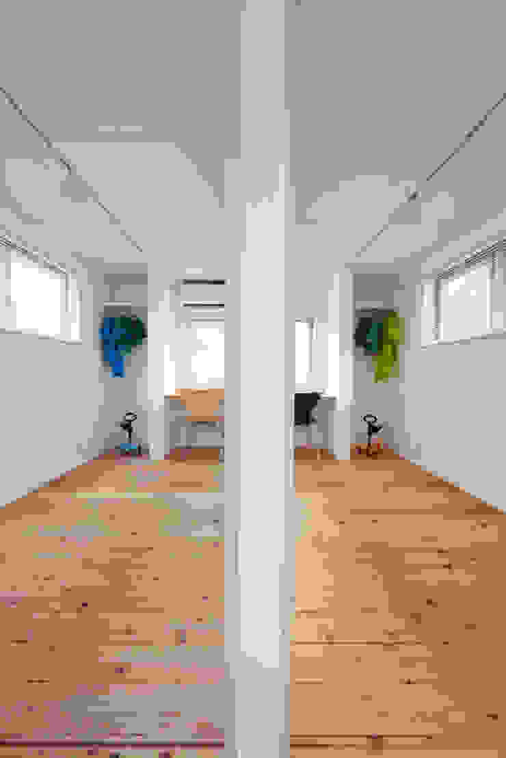 株式会社スタジオ・チッタ Studio Citta Modern nursery/kids room
