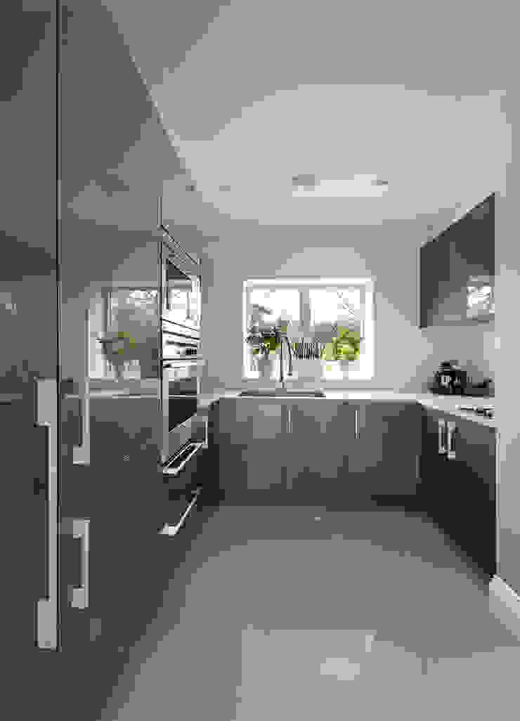 Mulberry The Wood Works Dapur Modern Kayu Buatan Grey