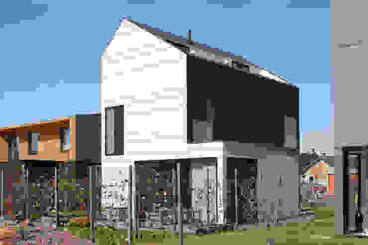 8A Architecten Modern home Slate Black