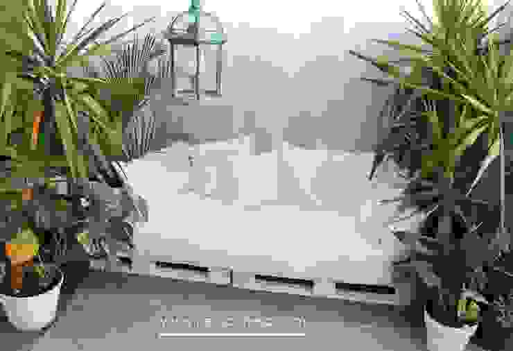 homify Balkon, Beranda & Teras Gaya Mediteran