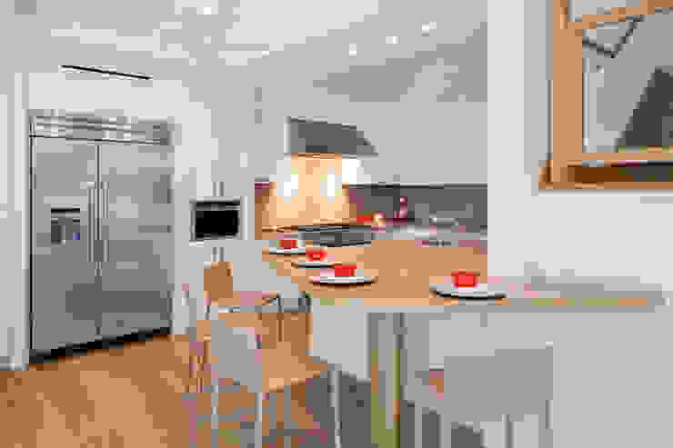 対面キッチンとダイニングテーブルの横並び配置のメリット デメリット Homify