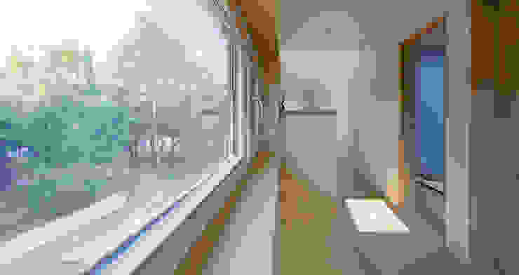 소하 건축사사무소 SoHAA Стены и пол в стиле модерн