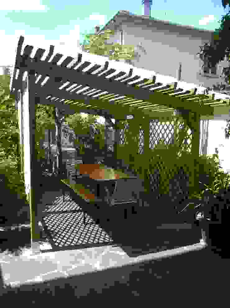 Coppi traslucidi trasparenti su pergola in giardino ONLYWOOD Giardino rurale Legno massello terrazzo sul tetto,pergola,gazebo,tetto,copertura,coppi,trasparente