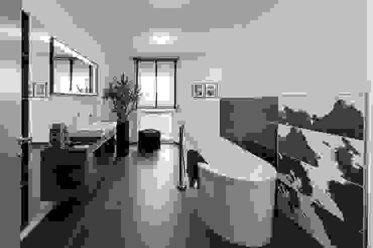 Modernes Einfamilienhaus mit viel Komfort | homify | homify