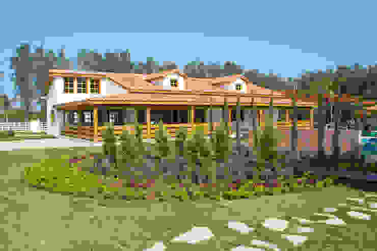 Casas y cabañas de Madera -GRUPO CONSTRUCTOR RIO DORADO (MRD-TADPYC) บ้านและที่อยู่อาศัย