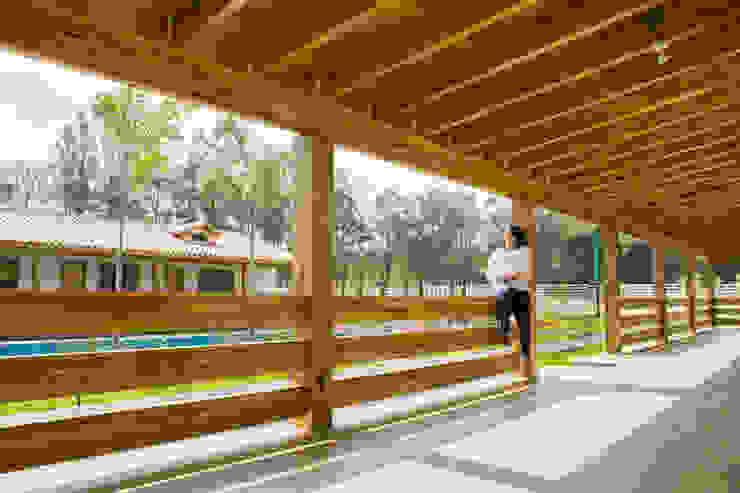 Casas y cabañas de Madera -GRUPO CONSTRUCTOR RIO DORADO (MRD-TADPYC) บ้านและที่อยู่อาศัย