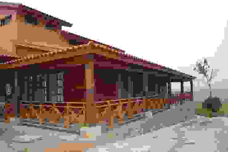 Casas y cabañas de Madera -GRUPO CONSTRUCTOR RIO DORADO (MRD-TADPYC) บ้านและที่อยู่อาศัย