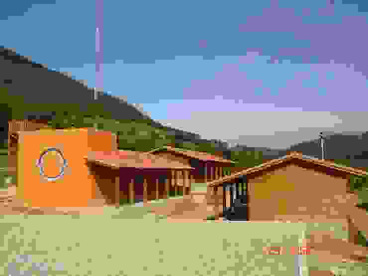 Casas y cabañas de Madera -GRUPO CONSTRUCTOR RIO DORADO (MRD-TADPYC) บ้านและที่อยู่อาศัย