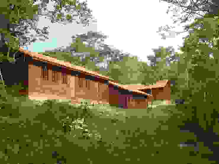 Casas y cabañas de Madera -GRUPO CONSTRUCTOR RIO DORADO (MRD-TADPYC) บ้านและที่อยู่อาศัย