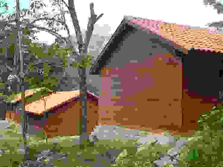 Casas y cabañas de Madera -GRUPO CONSTRUCTOR RIO DORADO (MRD-TADPYC) บ้านและที่อยู่อาศัย