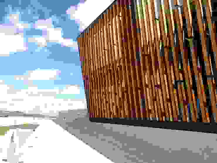 Casas y cabañas de Madera -GRUPO CONSTRUCTOR RIO DORADO (MRD-TADPYC) บ้านและที่อยู่อาศัย