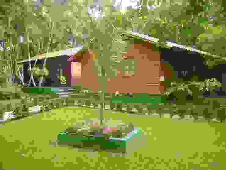 Casas y cabañas de Madera -GRUPO CONSTRUCTOR RIO DORADO (MRD-TADPYC) ห้องทำงาน/อ่านหนังสือ