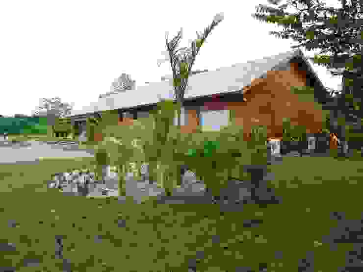 Casas y cabañas de Madera -GRUPO CONSTRUCTOR RIO DORADO (MRD-TADPYC) ห้องทำงาน/อ่านหนังสือ