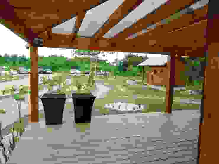 Casas y cabañas de Madera -GRUPO CONSTRUCTOR RIO DORADO (MRD-TADPYC) ห้องทำงาน/อ่านหนังสือ
