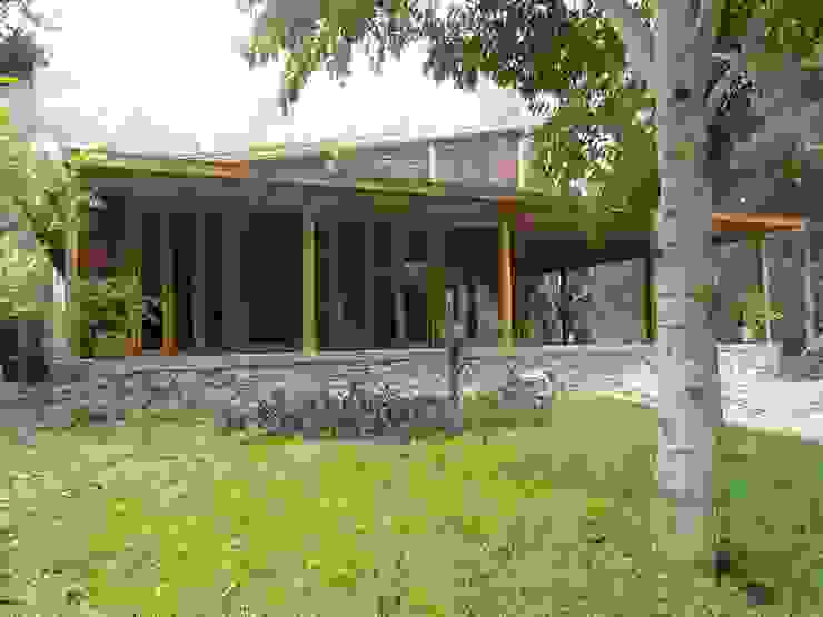 Casas y cabañas de Madera -GRUPO CONSTRUCTOR RIO DORADO (MRD-TADPYC) บ้านและที่อยู่อาศัย