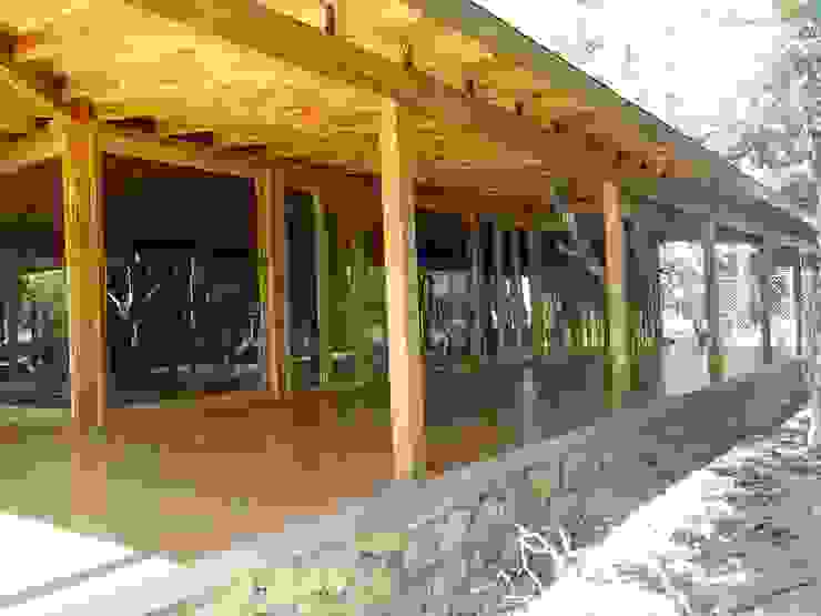 Casas y cabañas de Madera -GRUPO CONSTRUCTOR RIO DORADO (MRD-TADPYC) บ้านและที่อยู่อาศัย