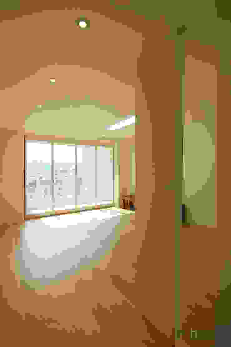 monohus project 단순한 집 , minimalhouse minimalhouse Minimalist media room