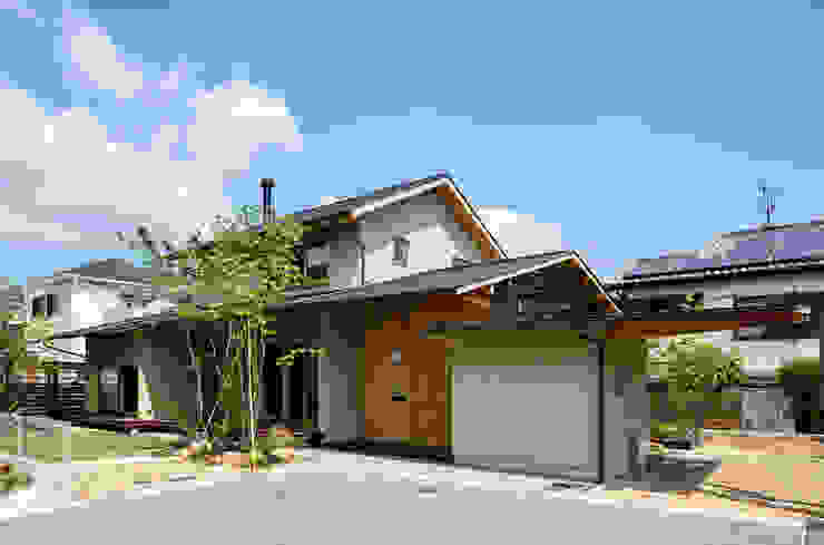 小笠原建築研究室 Single family home Solid Wood Beige