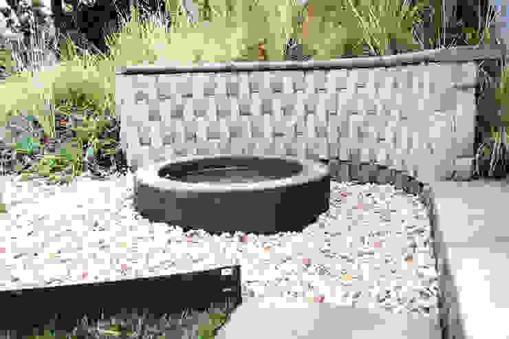 Water feature and retaining wall Acton Gardens Garden Accessories & decoration