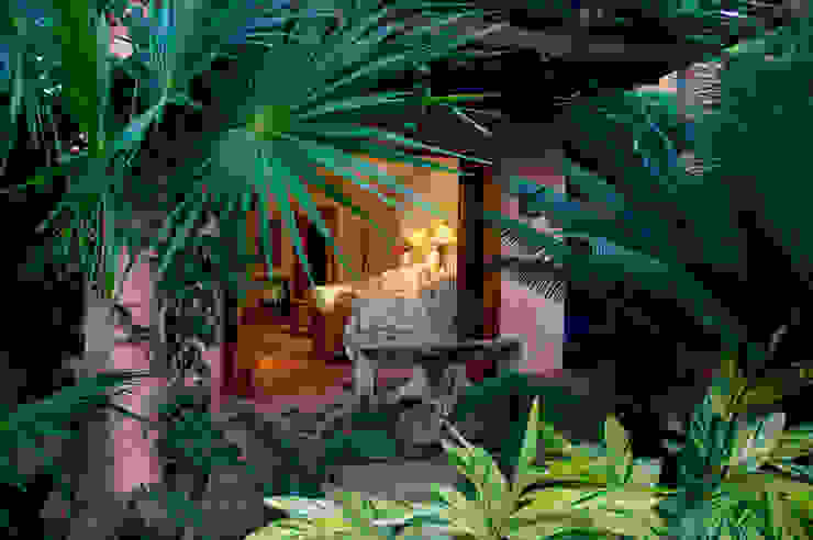 Quartos tropicais por foto de arquitectura Tropical Concreto