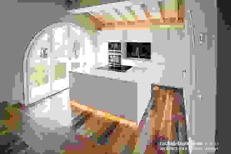 homify Minimalist kitchen