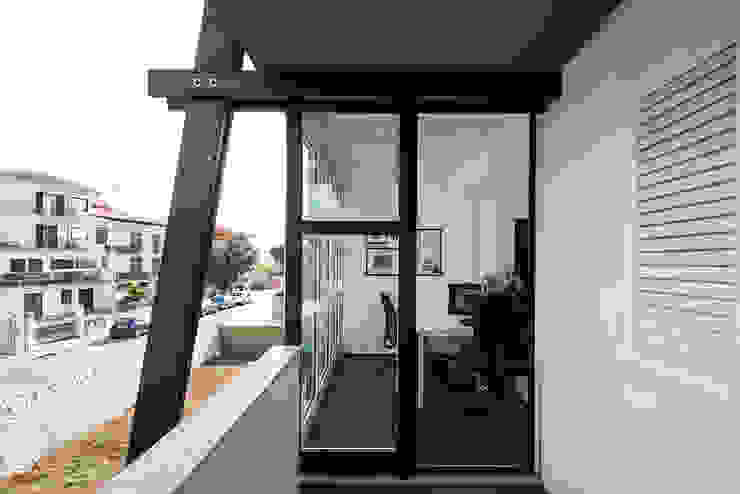 Studio CCdesign Laboratorio di Progettazione Claudio Criscione Design Studio moderno