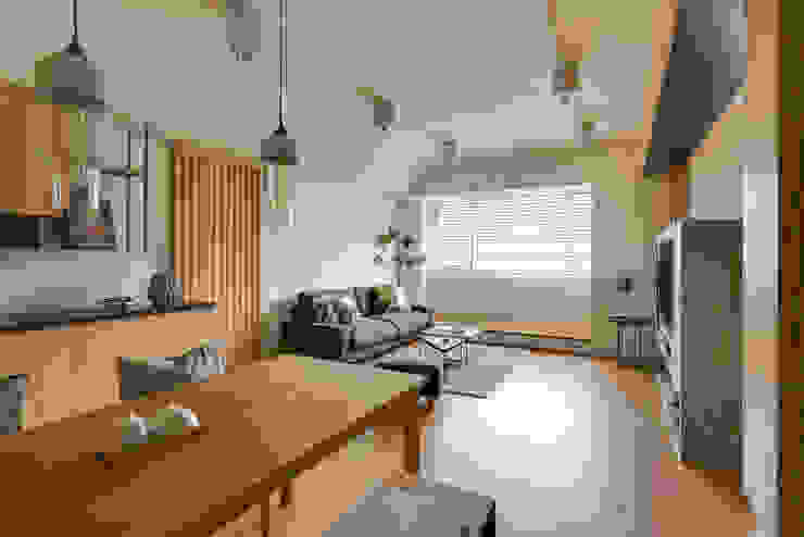 客廳及餐廳 御見設計企業有限公司 Living room Wood Wood effect