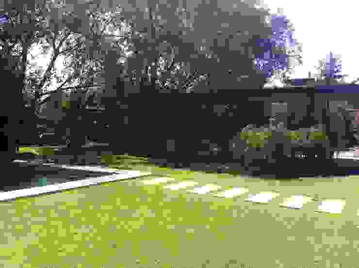 QUINCHO BUIN, [ER+] Arquitectura y Construcción [ER+] Arquitectura y Construcción Taman Minimalis