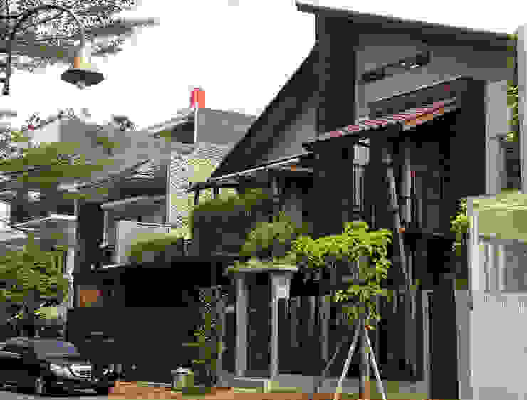 Puri Media House, Ashari Architect Ashari Architect Rumah tinggal