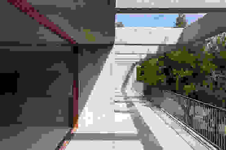 Una casa de concreto fantástica (y con espacios súper amplios) | homify