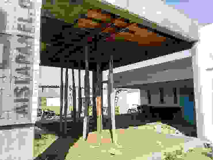 Casa San Lorenzo, Variable Variable Modern living room Reinforced concrete Multicolored