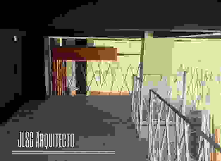 JLSG Arquitecto Bar & Klub Modern