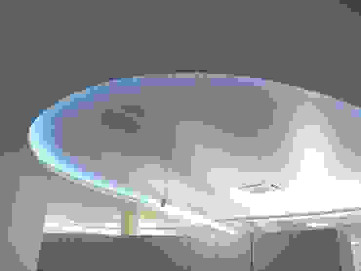 Gipskarton Decke mit beleuchteten Rundungen | homify