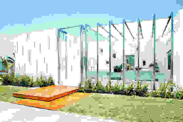 CASA DE PLAYA M.M., Karím Chaman Arquitectos Karím Chaman Arquitectos Casas modernas: Ideas, diseños y decoración