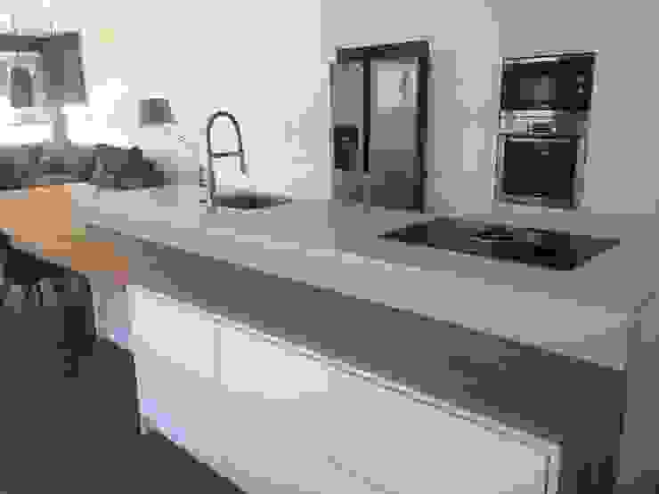 Amueblamiento de cocina con isla de Visaespais, reformas y