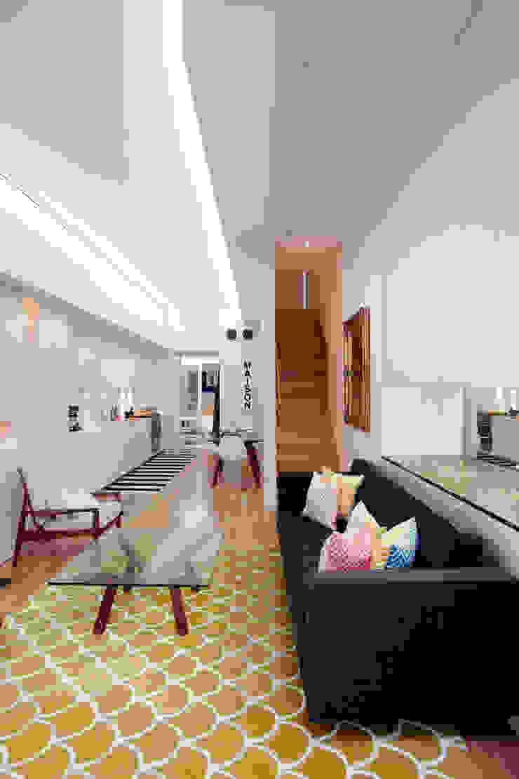 Open plan Living homify Living room Yellow Accessories & decoration