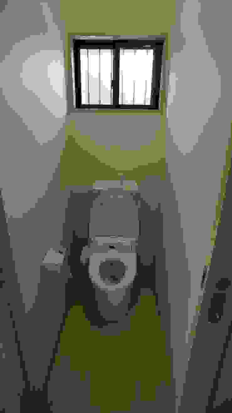 SK邸 マルモコハウス Moderne Badezimmer