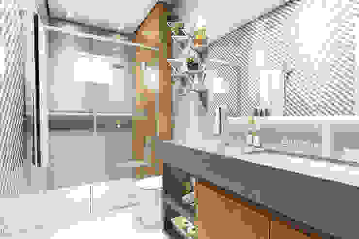 Modern bathroom by Bruna Rodrigues Designer de Interiores Modern Tiles