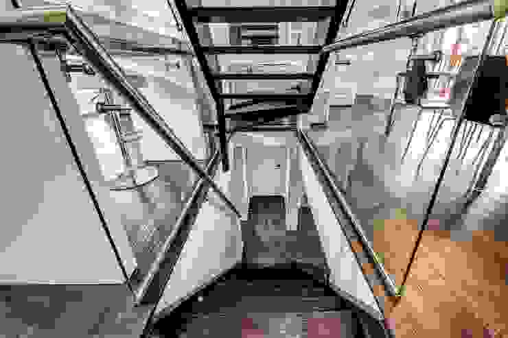 Elderfield Cres, Contempo Studio Contempo Studio Modern Corridor, Hallway and Staircase Escalator,Building,Window,Stairs,Fixture,Wood,Interior design,Floor,Flooring,Real estate