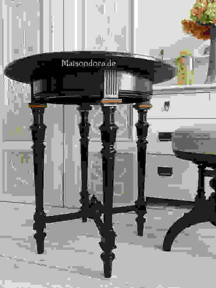 Antike Beistelltische | homify