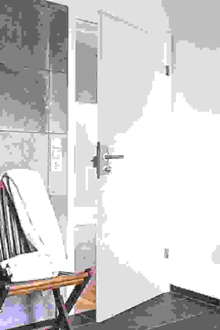 ทันสมัย  โดย Design Manufaktur GmbH, โมเดิร์น   