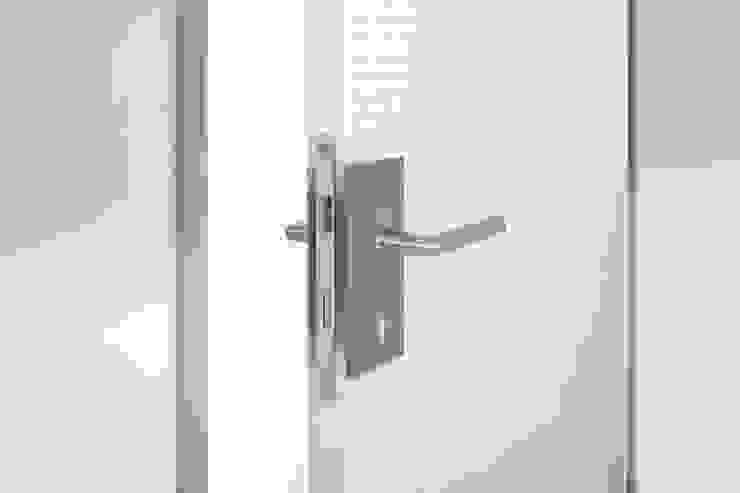 ทันสมัย  โดย Design Manufaktur GmbH, โมเดิร์น   