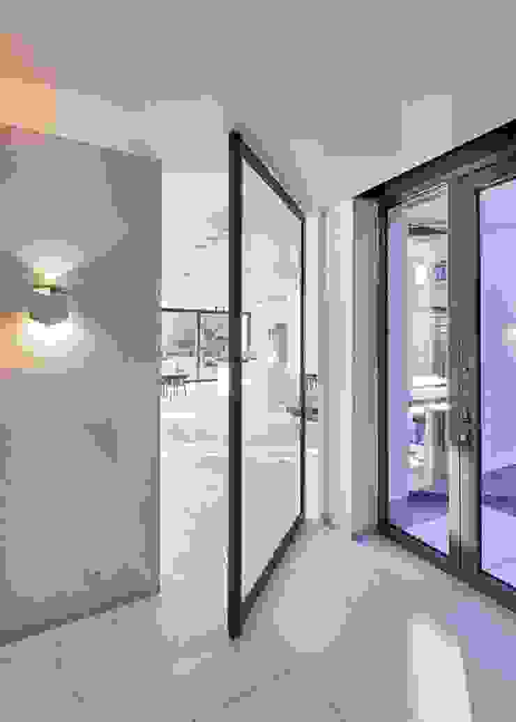 โดย Design Manufaktur GmbH